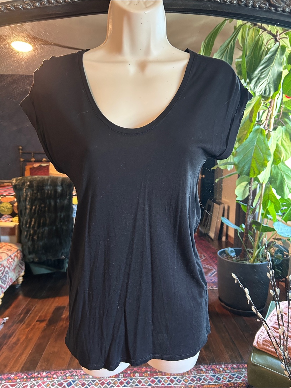 The White Company slim fit tee. 4